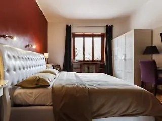 ** Guest house L'Angolo Cortese Rome Italy
