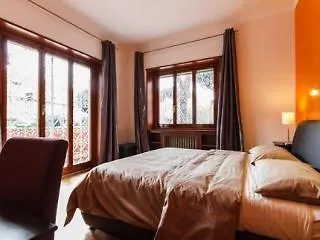 L'Angolo Cortese Rome 2*,  Italy