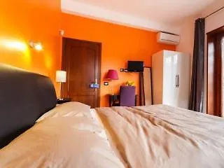 L'Angolo Cortese Roma 2*,